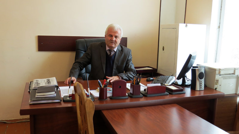 Директор ремесленного училища г.Степанакерта Гаспарян Михаил Багадурович.