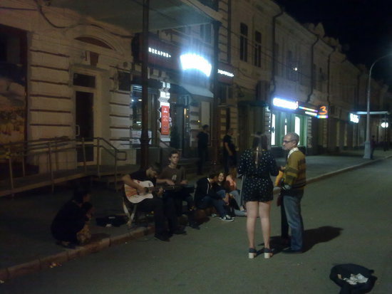 Уличные музыканты Уличные музыканты