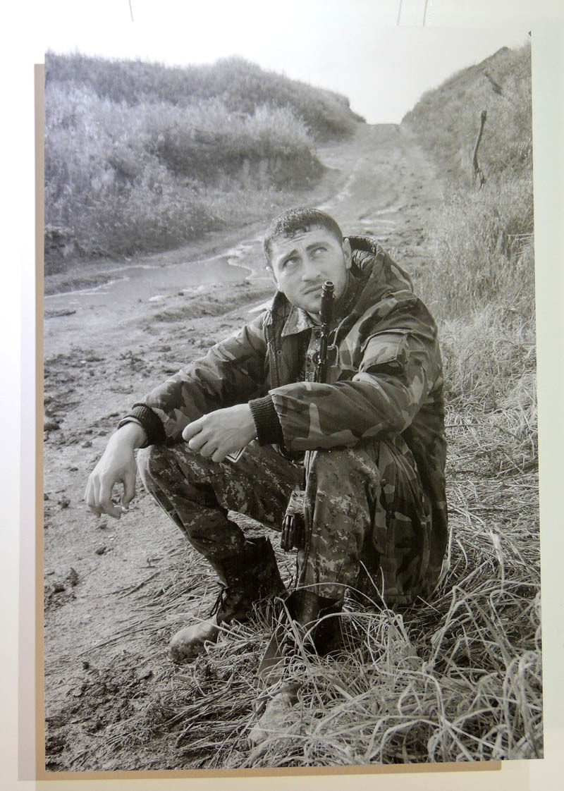 Линия фронта. Фотосюжет выставки. Линия фронта. Фотосюжет выставки.