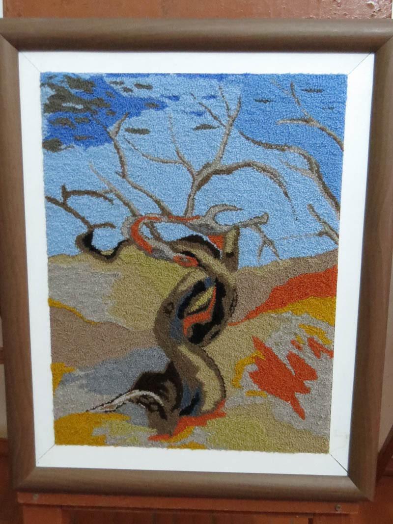 Работа Марьям Аветисян (Гадрут), 13 лет, гобелен. Одиночество.